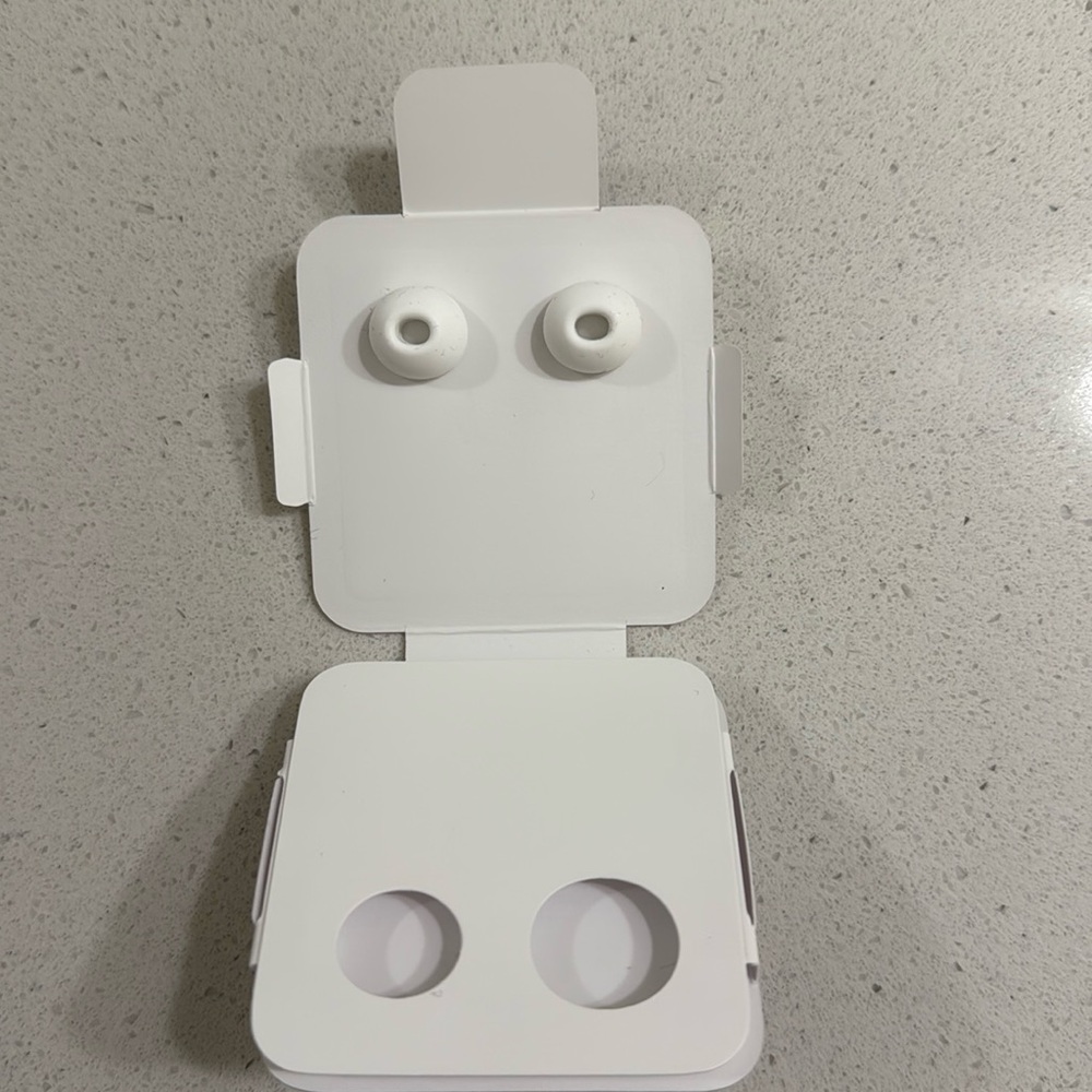 Apple AirPod Pro (1st Generation) Silicone Ear Coverings LARGE ONLY